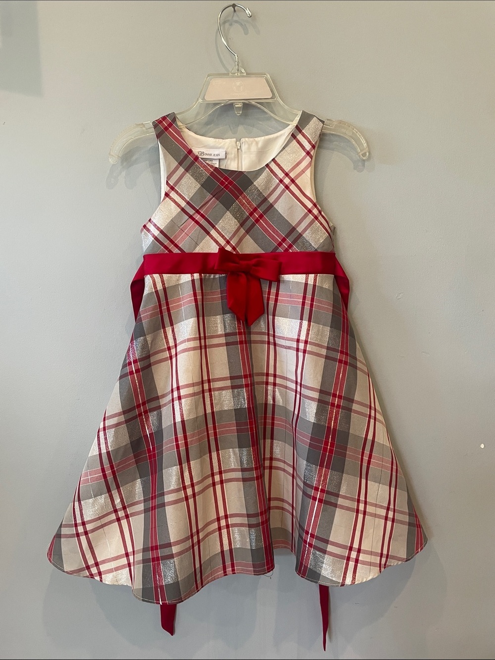 Girls red plaid sleeveless dress size 6
